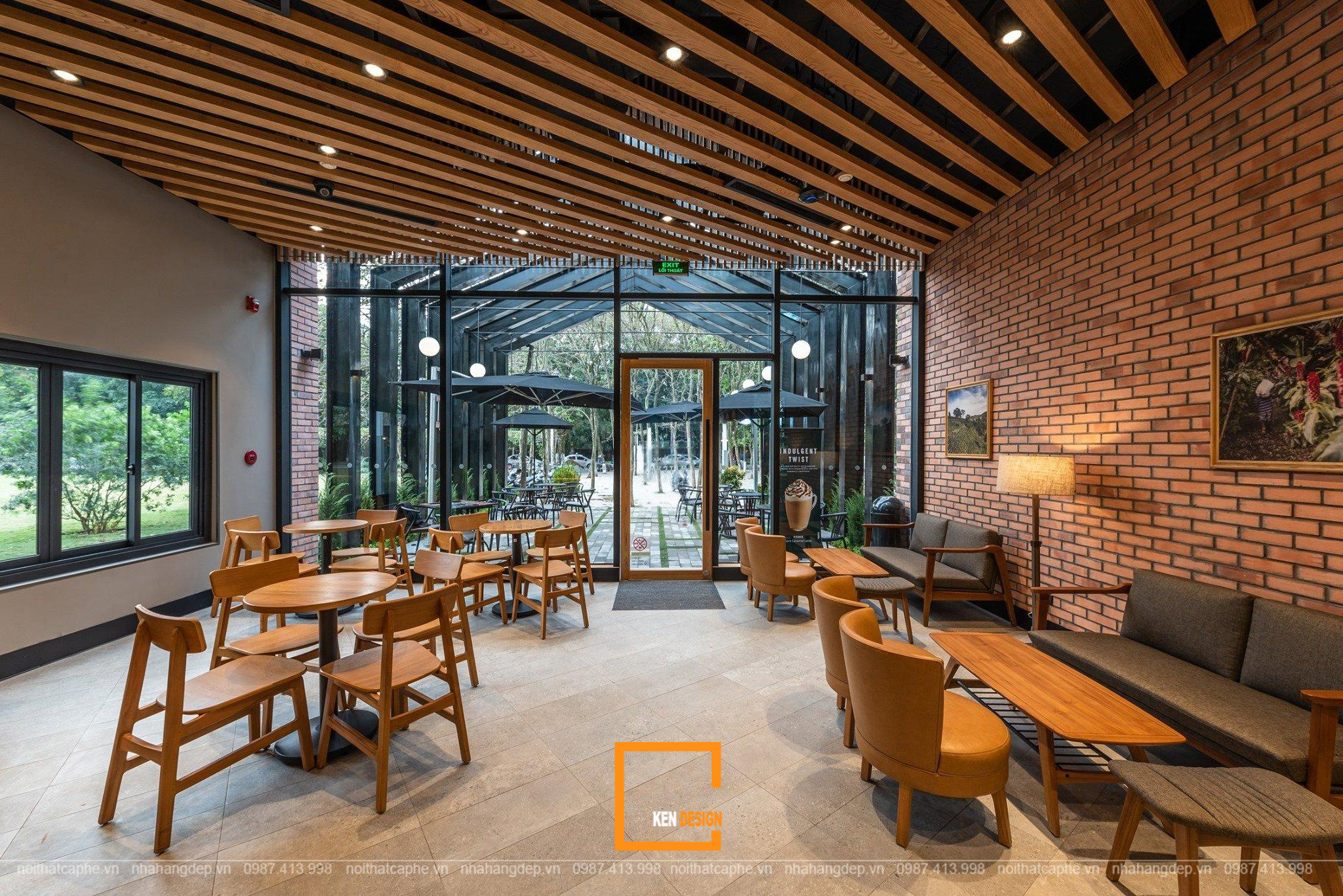 nội thất quán cafe Starbucks