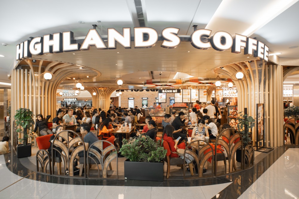 thiết kế quán Highlands Coffee
