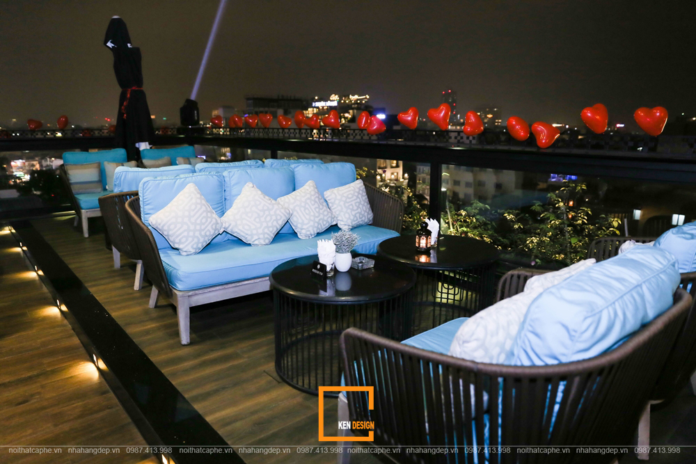 thiết kế quán bar rooftop