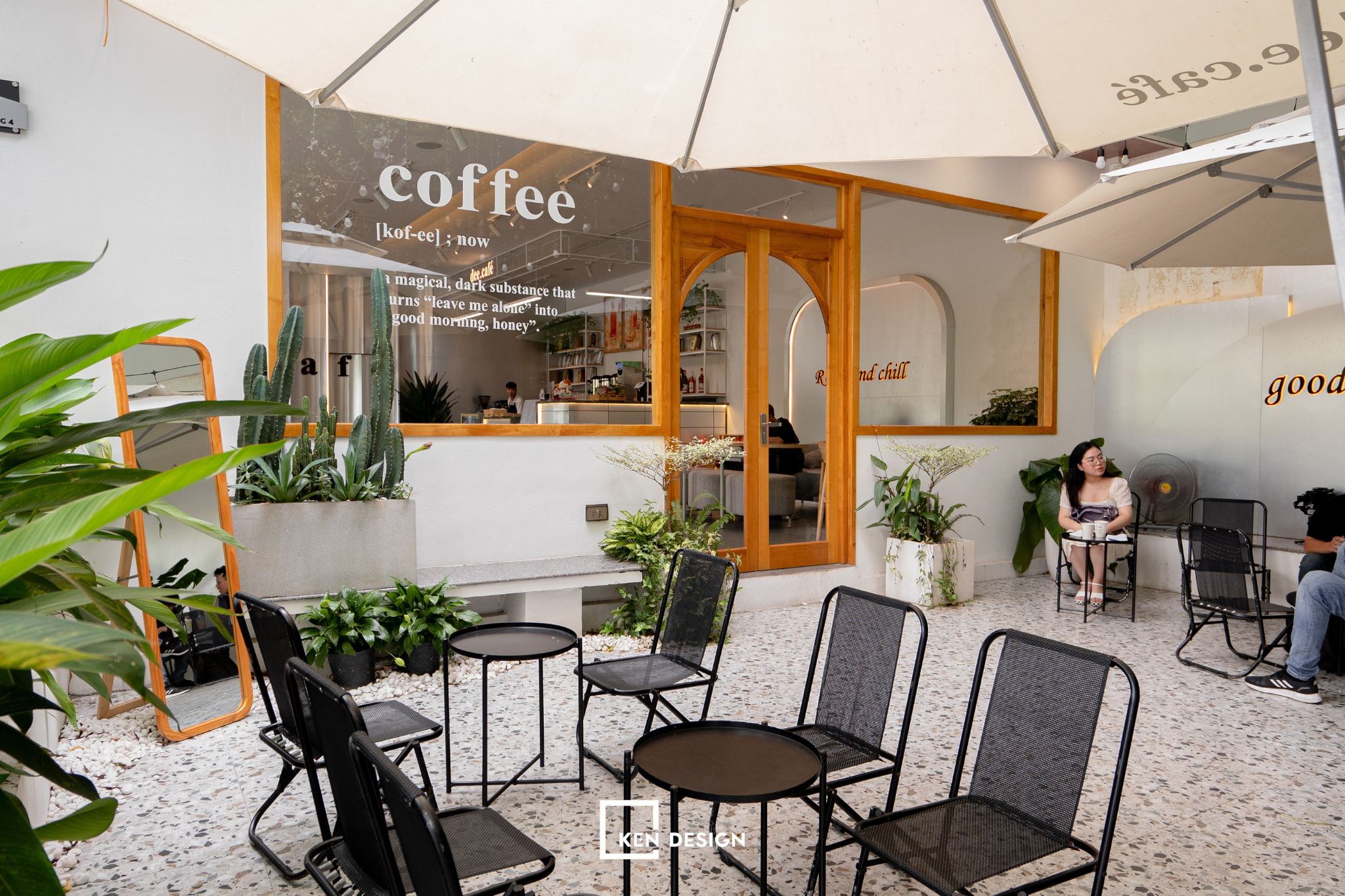 Thi công quán Dee Cafe