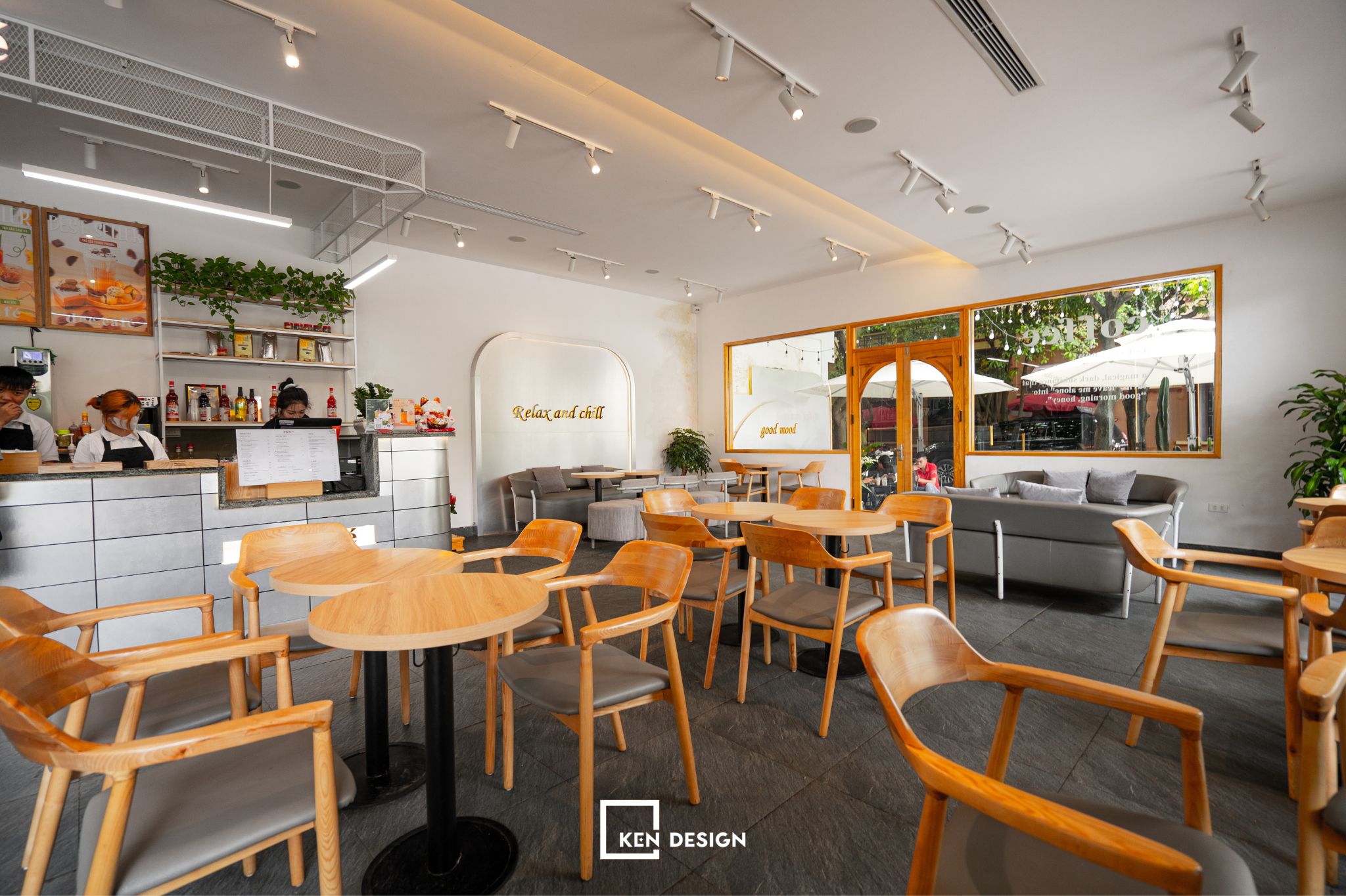 Thi công quán Dee Cafe