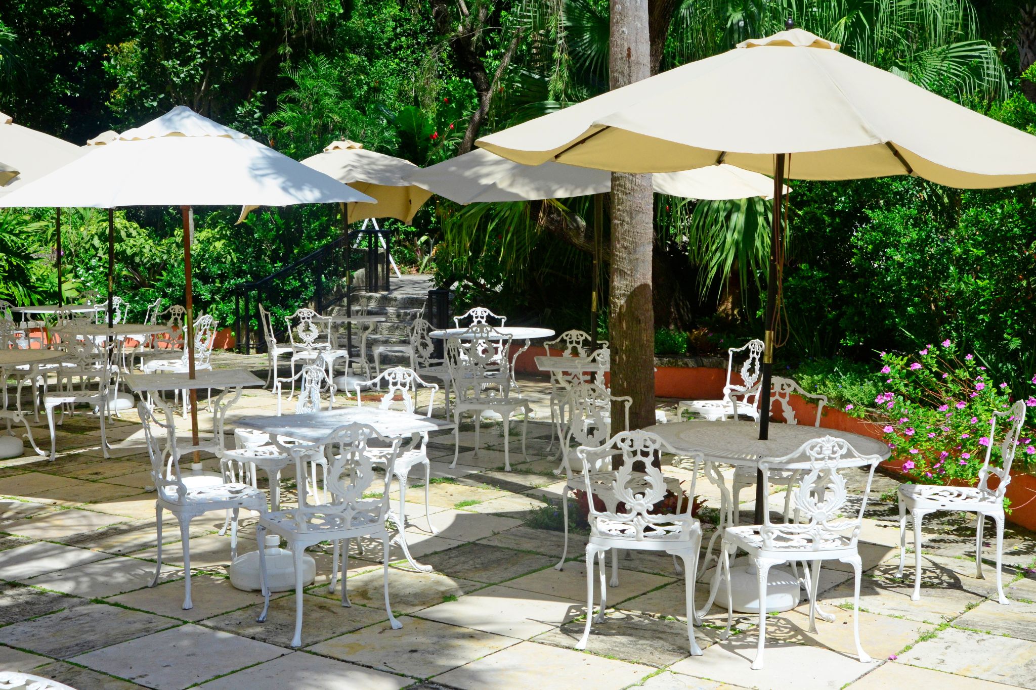 kinh nghiệm thi công quán cafe sân vườn