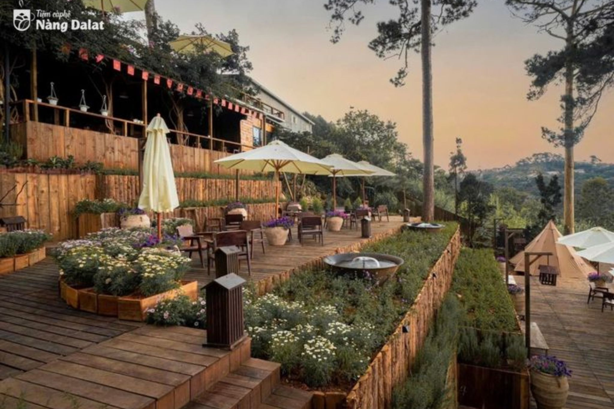 xu hướng thiết kế quán cafe sân vườn