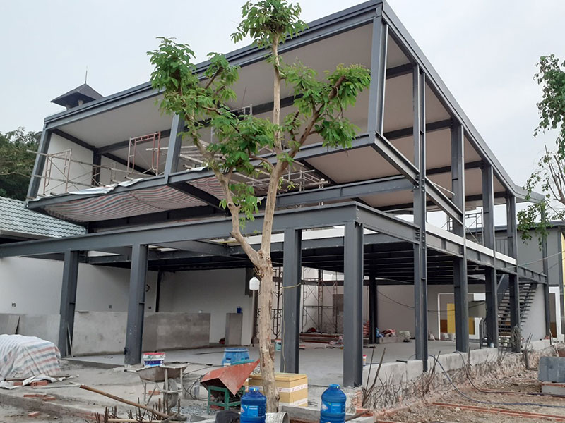 Cải tạo quán cafe khung sắt và bê tông nhẹ